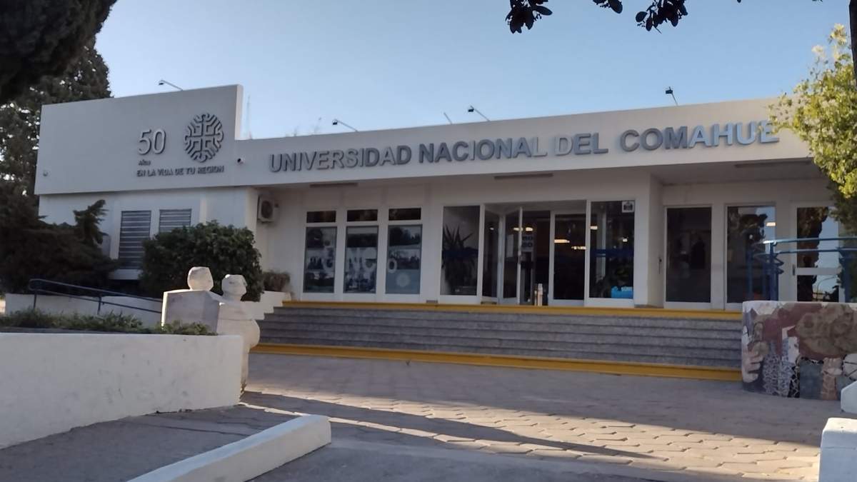 Universidad Nacional del Comahue. Fuente: (Portal de revistas UNCO).