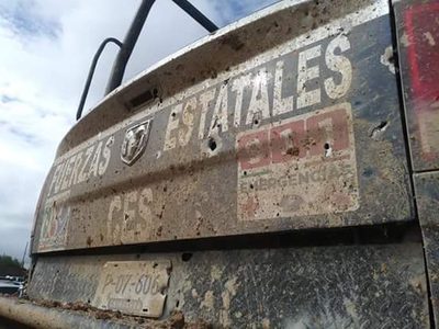 'Estamos cansados de que mientras ustedes ponen las ‘estrategias’, nosotros ponemos los muertos”: policías a Corral
