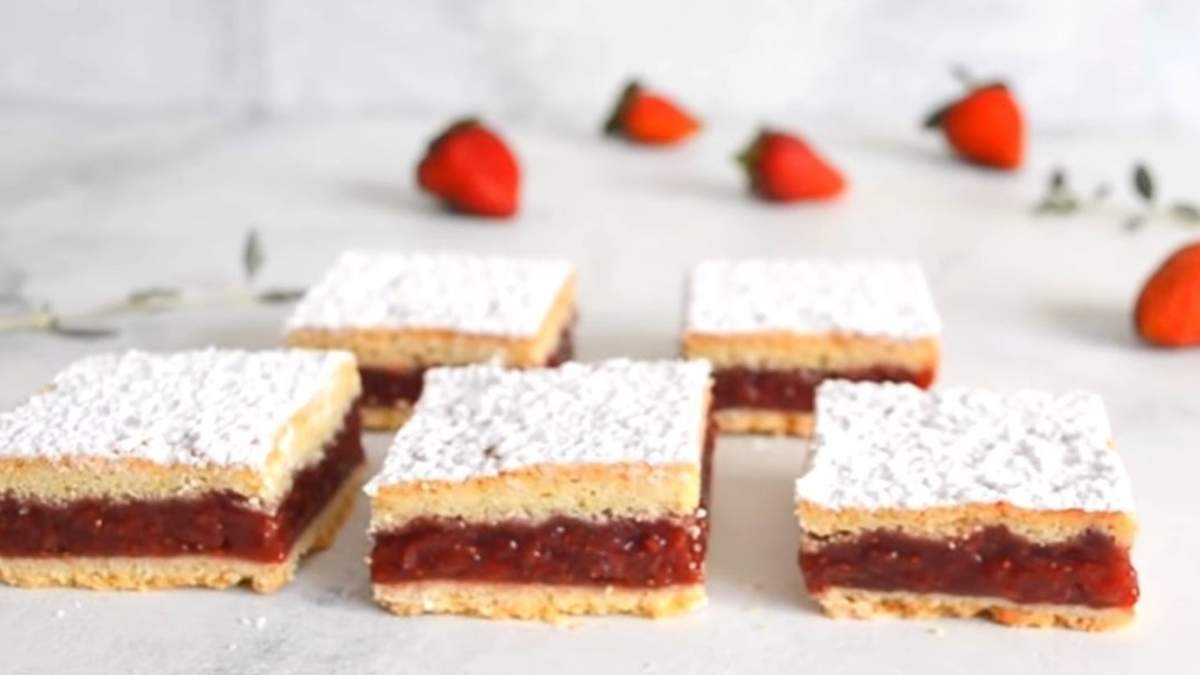 Esponjosos de frutilla y coco. Fuente: (X)