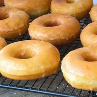 Donas de almendra y coco, sin azúcar y muy esponjosas: para matear a la tarde con algo dulce