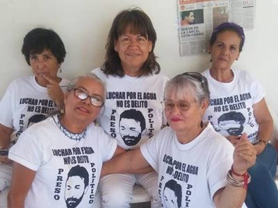 Migración de EU retiene a defensora y sus nietos en Calexico