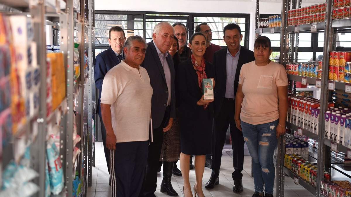 La jefa de gobierno en la apertura de las tiendas Diconsa y Segalmex