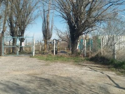 Vecinos denuncian usurpación de la calle 12 de Septiembre de Neuquén capital