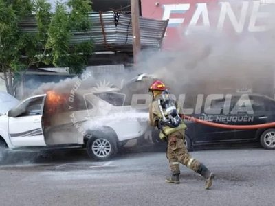 Un mecánico sufrió quemaduras al incendiarse la camioneta que reparaba