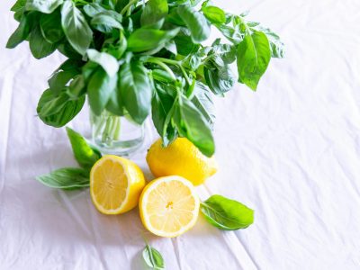 No tires la cáscara de limón: conocé todos sus beneficios y formas fáciles de usarla en casa, desde cocina hasta remedios caseros