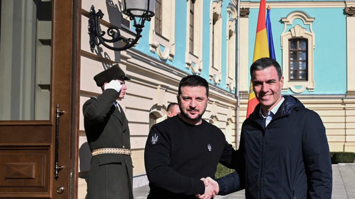 Zelensky con Pedro Sánchez. Fuente: (Instagram)