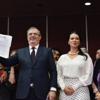 Ebrard se queda en Morena por decisión de Sheinbaum: "Ya dirige ella"