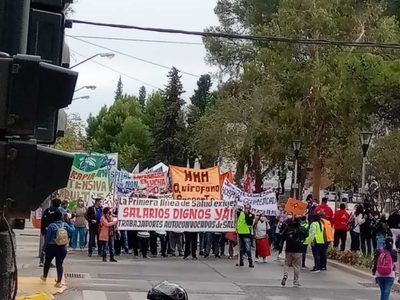 Viernes de reclamos en Neuquén: habrá manifestaciones en Casa de Gobierno