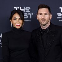 Los looks de Lionel Messi y Antonela Roccuzzo para el cumpleaños de Victoria Beckham
