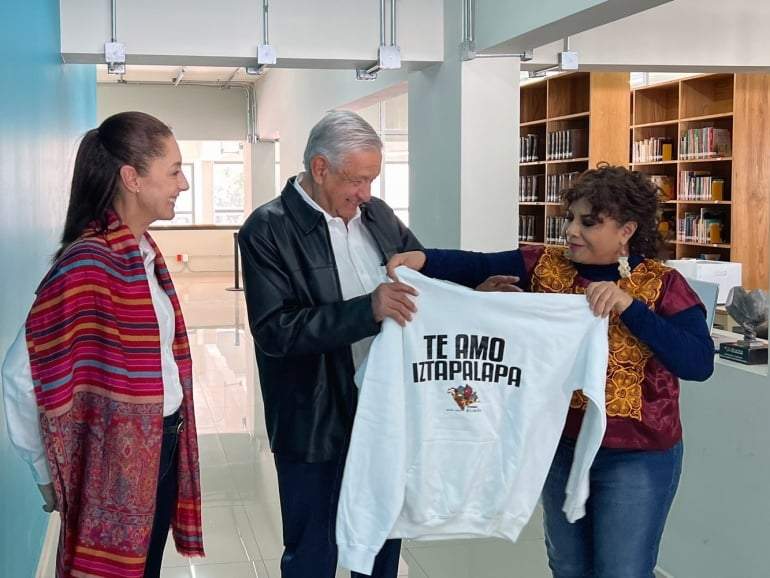 El presidente junto a Claudia Sheinbaum y Clara Brugada