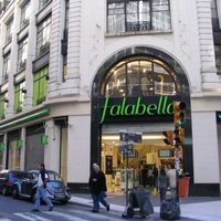 Falabella cierra cuatro tiendas y anunció que se va de Argentina