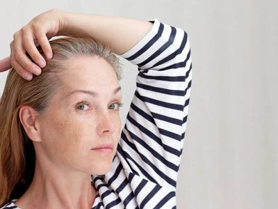La tintura no va más: cuál es el nuevo producto viral que cubre las canas y que cuida tu cabello y lo hidrata