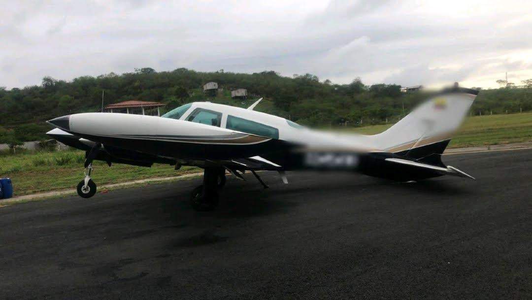 Avioneta mexicana localizada con bultos de cocaína