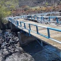 Varias personas permanecen aisladas en Guañacos por la crecida del río
