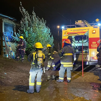 Incendio en Chacra 28: una persona está grave por inhalación de humo