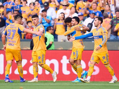 Tigres goleó 5-1 a Mazatlán y aseguró su lugar en la liguilla