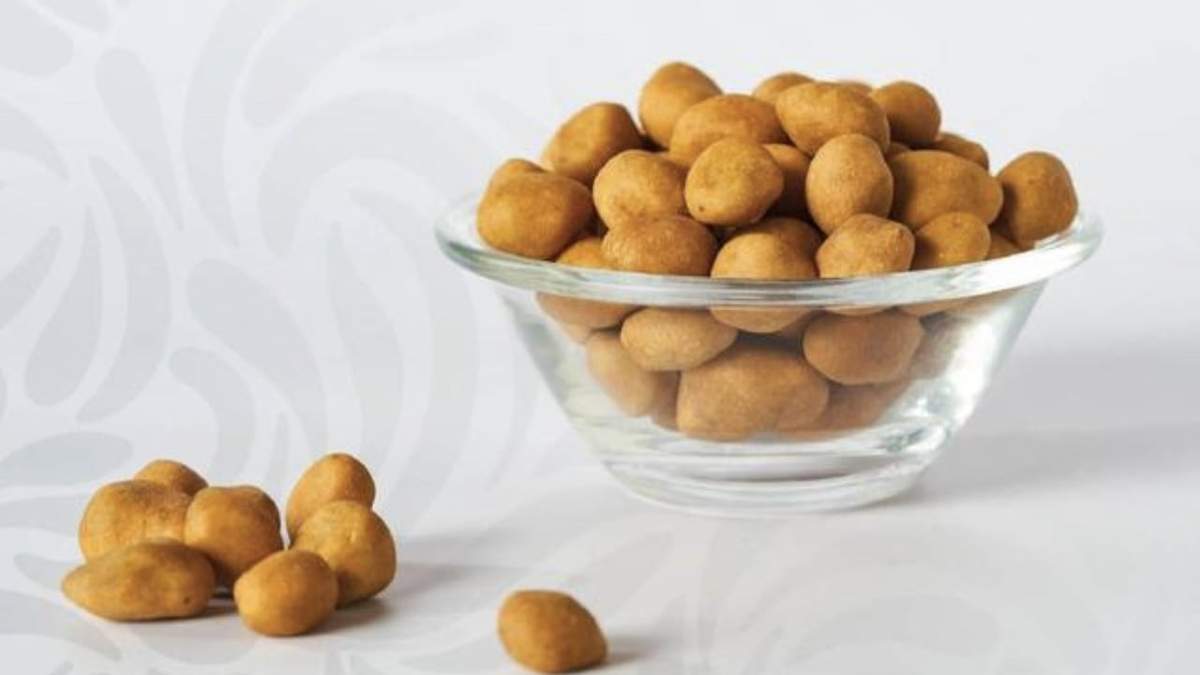 Se recomienda consumir cacahuates naturales con cáscara y tostados