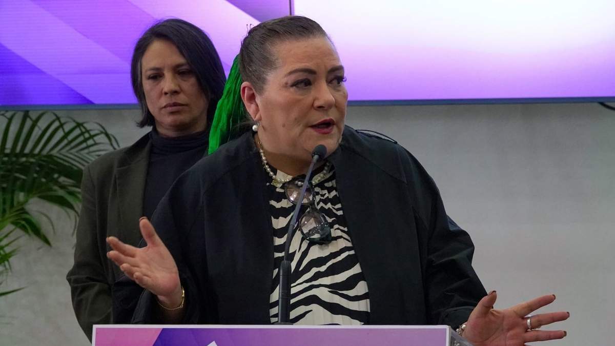 Guadalupe Taddei y Norma de la Cruz, en conferencia de prensa