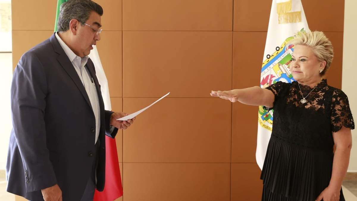 María Isabel Merlo Talavera y su toma de protesta