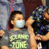 Chile comenzó a vacunar a los niños desde los 6 años