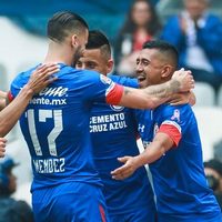 Cruz Azul gana y mantiene el liderato; victorias de América y Pumas