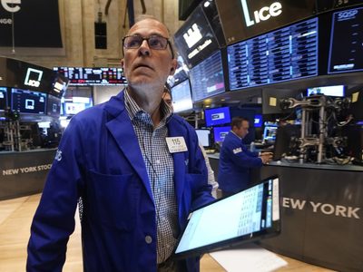 Qué deben hacer los inversionistas cuando hay más volatilidad en el mercado
