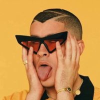 ¡Es idéntica! La chica que parece la gemela perdida de Bad Bunny enloquece a todos en las redes