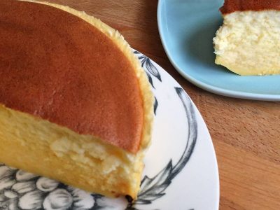 Cheesecake nube que se deshace en tu boca: proteico y con solo 3 ingredientes de tu casa