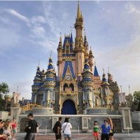 Exempleado de Disney grabó videos de mujeres en secreto; está acusado de voyeurismo