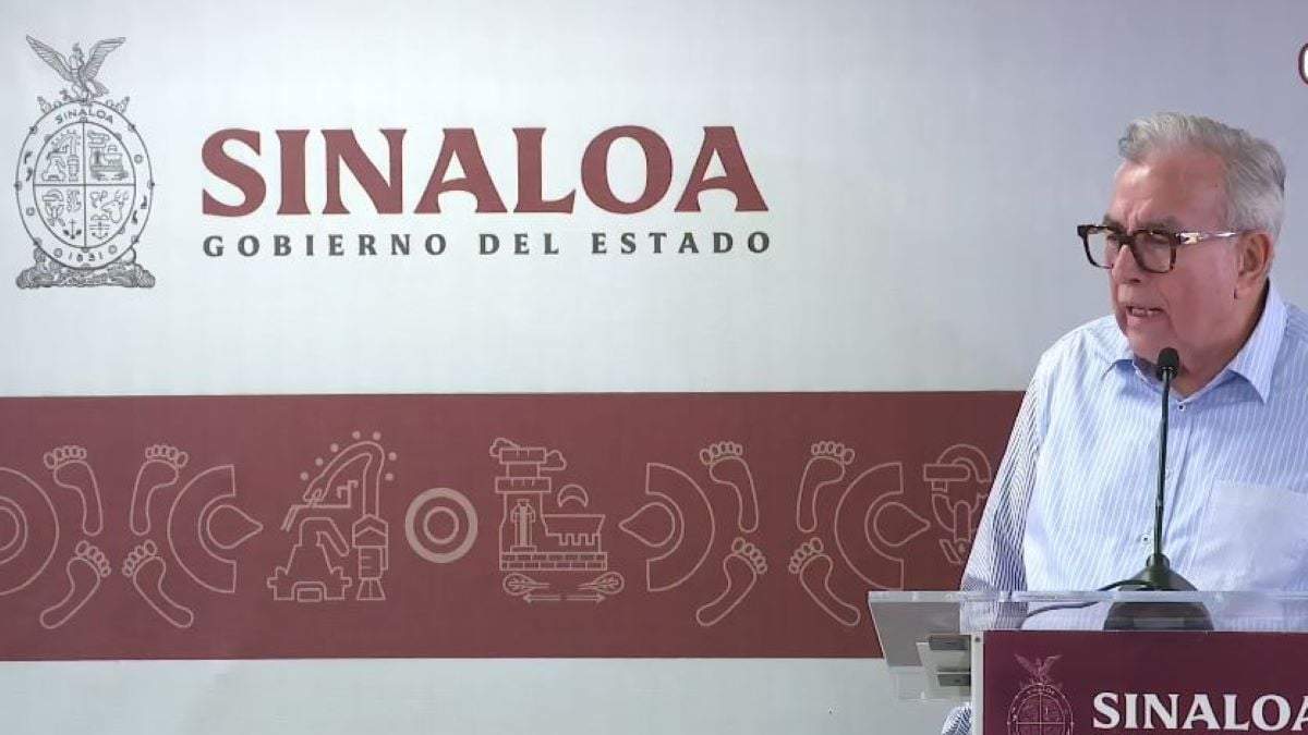 Rubén Rocha Moya en su "conferencia semanera"