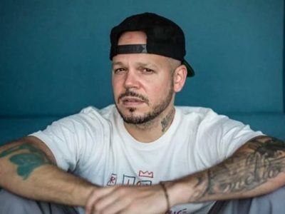 "Me siento solo aquí" Sale a la luz un detalle secreto del nuevo tema de Residente ¿Impensado?