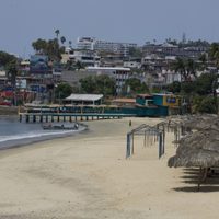 Pandemia propina a México caída histórica del turismo internacional