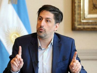 Clases presenciales: Trotta arremetió contra Macri y Soledad Acuña por donde menos esperaban