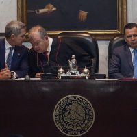 Consejero Jurídico defiende legalidad en la promulgación de la Constitución