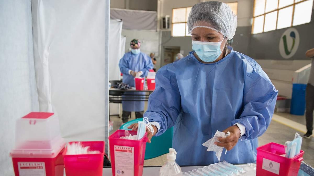 El vacunatorio depende del hospital Francisco López Lima. Fuente: (Twitter)