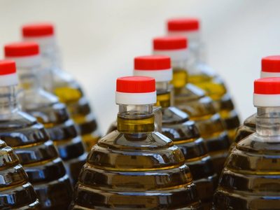 El pequeño tesoro oculto en las tapitas del aceite: qué hacen muchos con ese anillo y por qué vos también deberías hacerlo