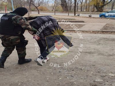 Desbarataron una banda narco que vendía drogas en casas y comercios en El Chañar