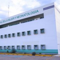 Bebé recién nacido muere luego de que un hospital público de Puebla le negó atención