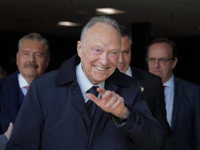 Sin cuestionamientos, Comisión Permanente avala que Gertz Manero sea embajador en Reino Unido