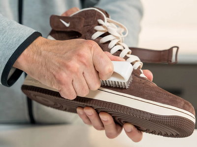 Con solo 1 producto que seguro tenés: el truco infalible para dejar como nuevos tus zapatos de gamuza