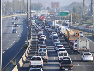 El tránsito en el Gran Buenos Aires cayó casi un 10% desde el martes