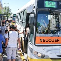 Los colectivos de Neuquén reducirán su servicio desde este lunes