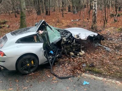 Michail Antonio, delantero del West Ham, sufrió un accidente automovilístico en su Ferrari