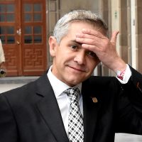 Mancera recorta a 5 mil 'aviadores” de su gobierno