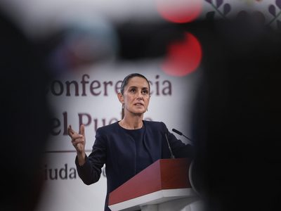 Sheinbaum admite que AMLO contrató deuda para terminar obras como el Tren Maya