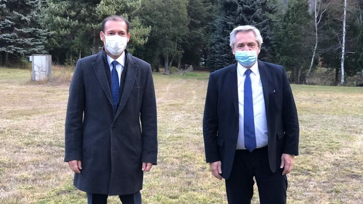 Fernández con Gutiérrez en Villa La Angostura. Fuente: (Twitter)