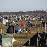 Toma de Guernica: a poco del desalojo, aseguran que sólo quedan 150 personas