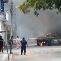 Jornada violenta en Veracruz: Cuatro muertos, patrullas quemadas, fiscalía baleada y narcobloqueos