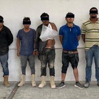 Policía abate a dos y detiene a cinco en Anáhuac, NL