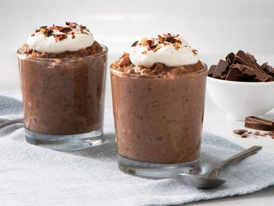 No tires el arroz que te sobró y prepará esta mousse de chocolate con 2 ingredientes que es un antes y un después